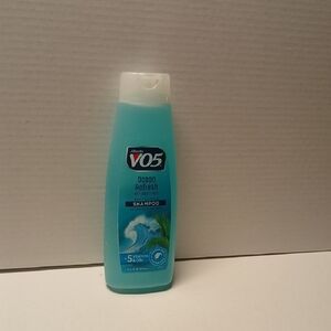 V05 Ocean Refresh Shampoo Aqua Sea Minerals NWT